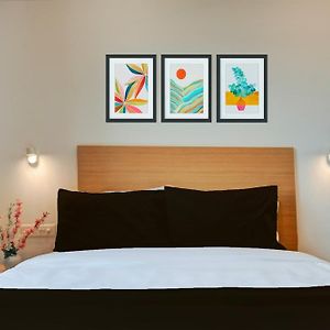 Super Townhouse Balewadi